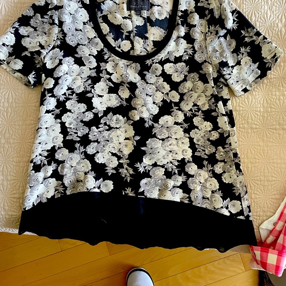 Patterson J Kincaid “PJK” size M black and white silk blouse with filmy bottom - Picture 2 of 3